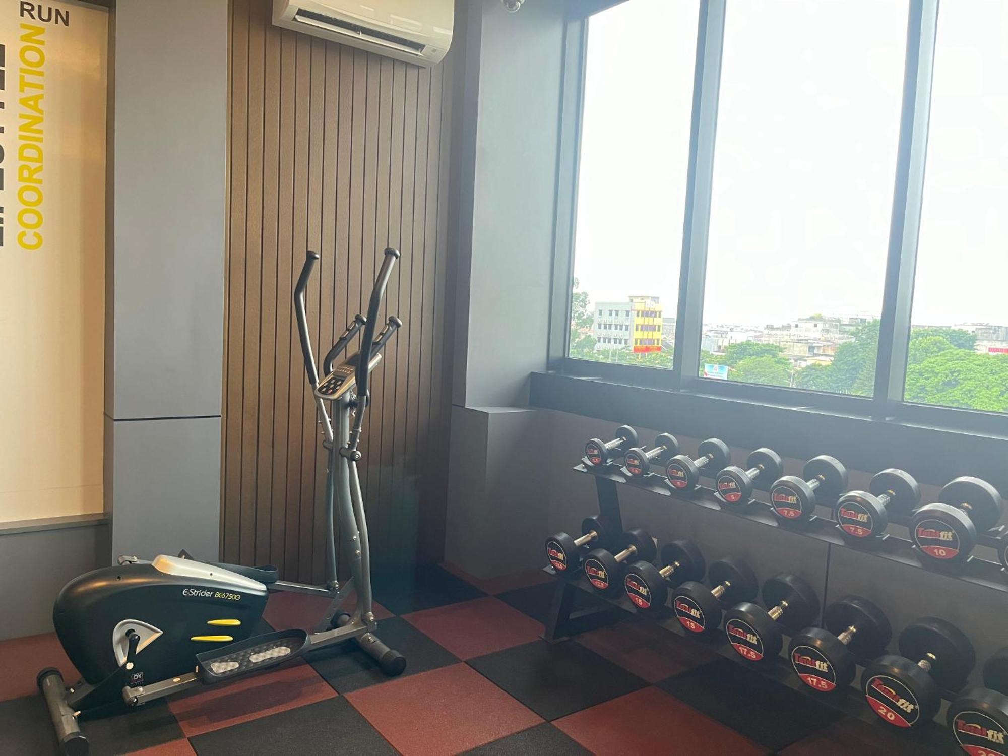 Classie Hotel Palembang Exterior foto