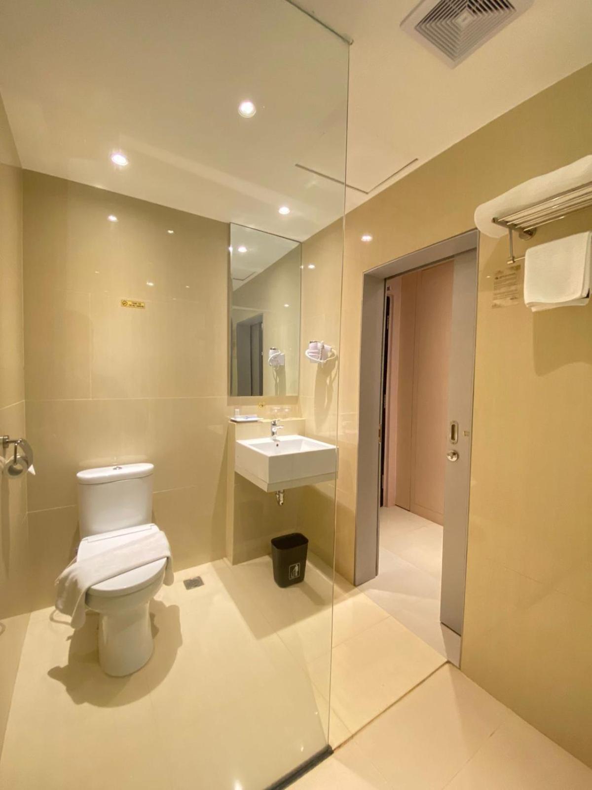 Classie Hotel Palembang Exterior foto